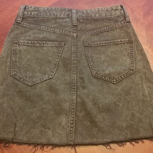 Hollister sz 0 blackish denim skirt